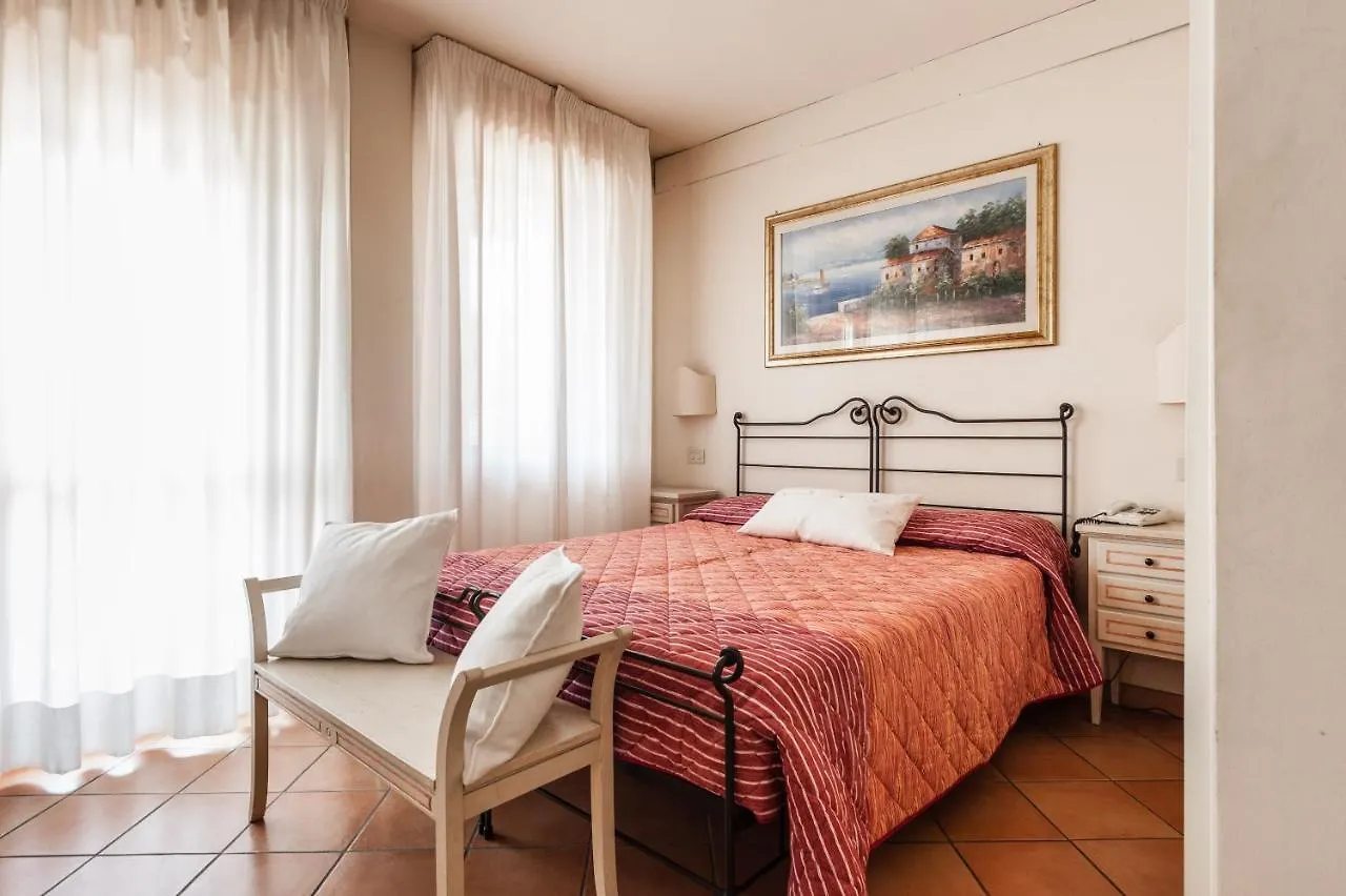 Residence Isola Verde Cisanello Pisa 2*,